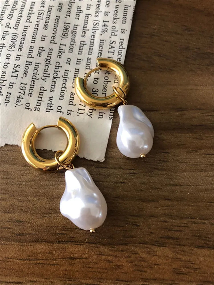 Retro Imitation Baroque Pearl Drop Earrings